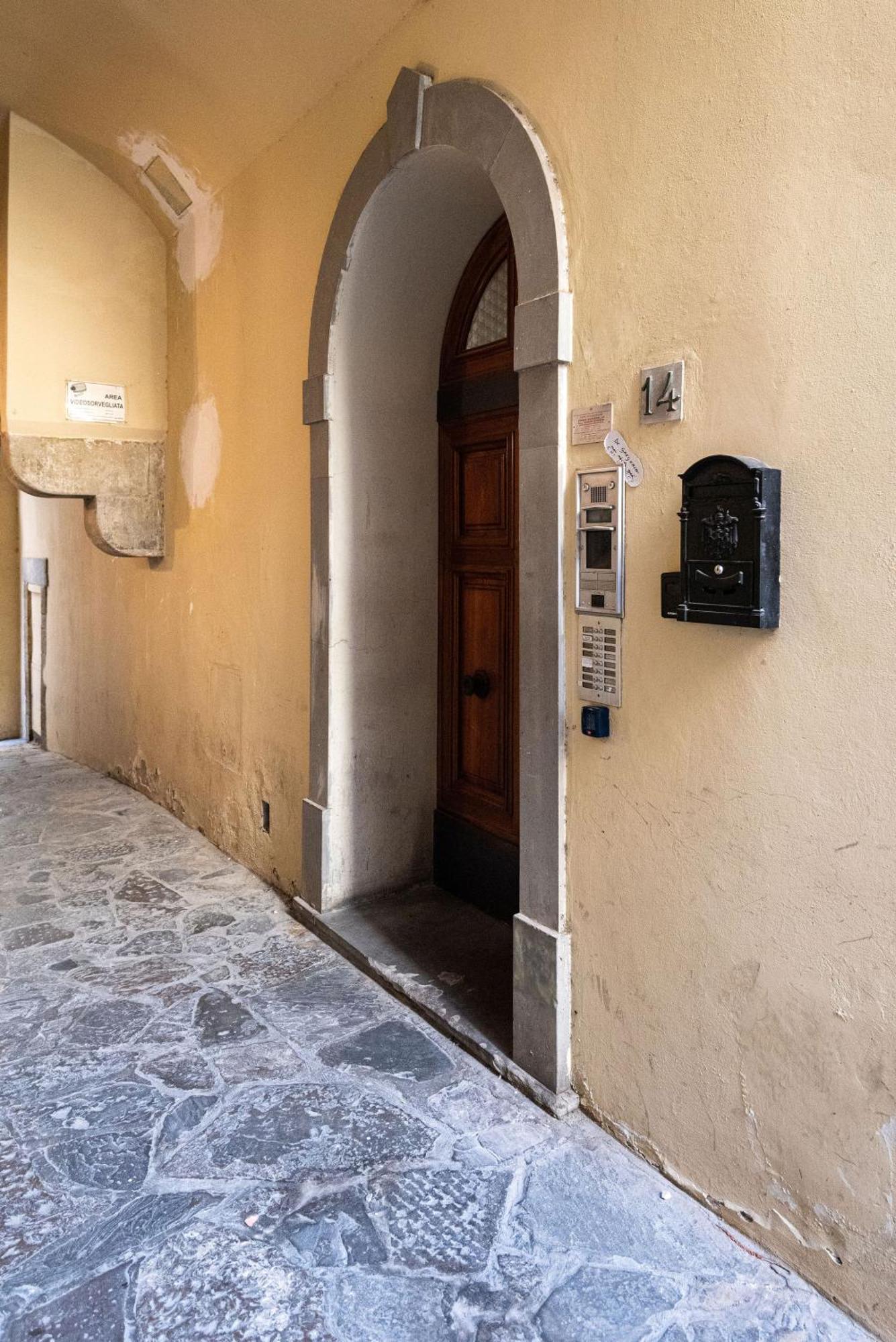 Signoria Apartment With Patio Φλωρεντία Εξωτερικό φωτογραφία