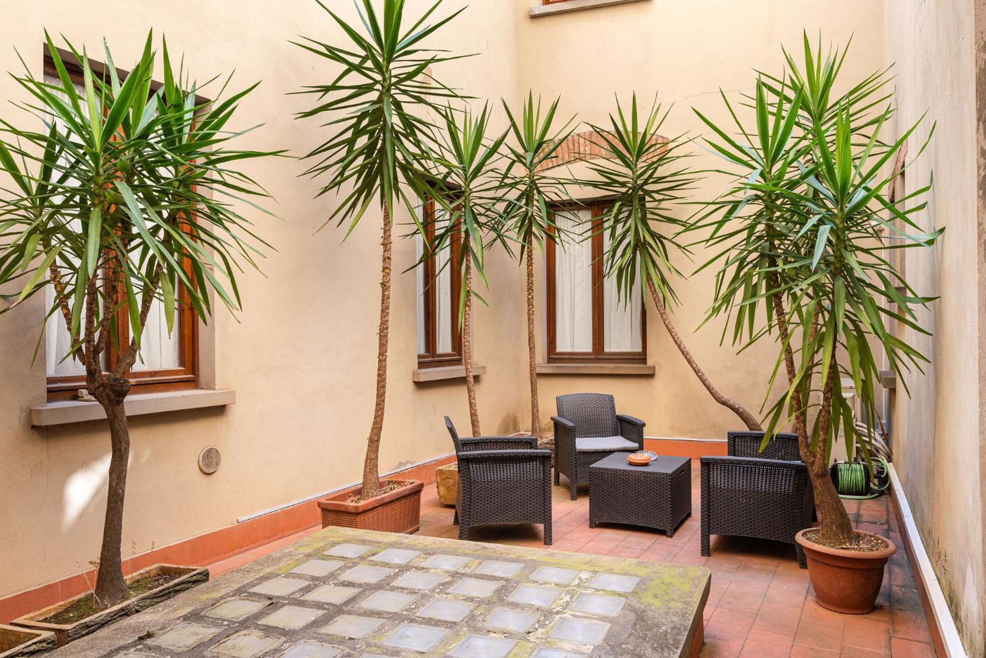 Signoria Apartment With Patio Φλωρεντία Εξωτερικό φωτογραφία